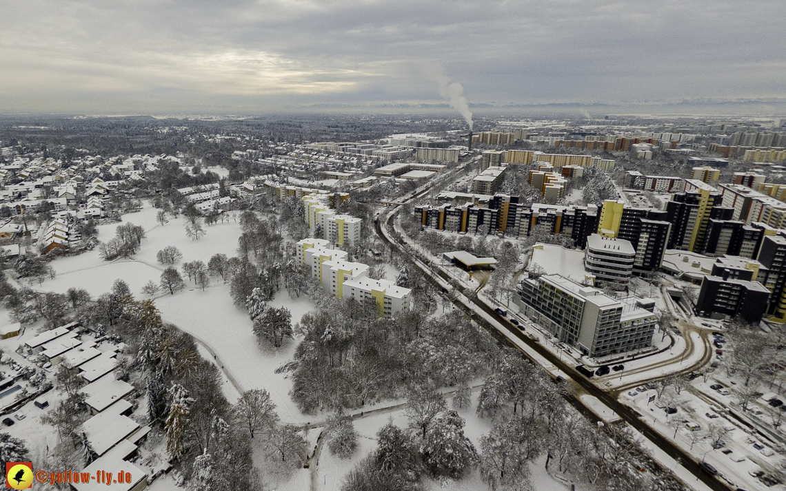 04.12.2021 - Karl-Marx-Ring und Marx-Zentrum in Neuperlach